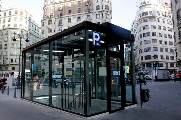 Booking - Parking Avenida del Oeste