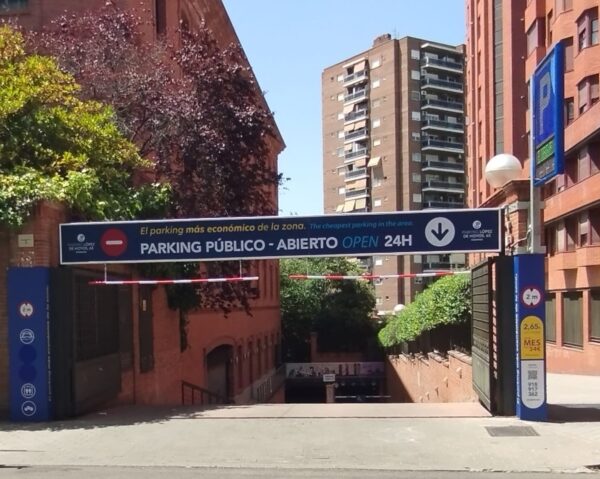 Early booking - Parking López de Hoyos